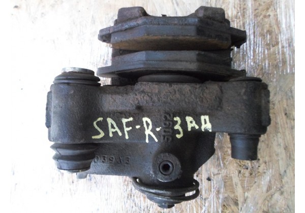 супорт задній правий Renault Safrane, 7701203725