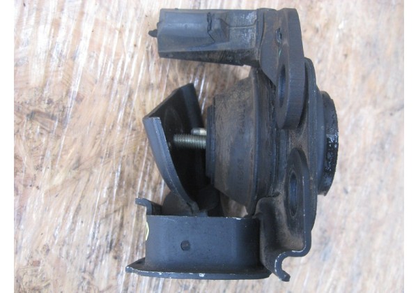 Подушка під двигун права Renault Rapid ( 1.4 ), Megane ( 1.9 d ), Kangoo ( 1.9 d ), Clio II ( 1.9 d ), Clio ( 1.2, 1.4, 1.7, 1.8, 1.9 d), 7700795685, 7700805123