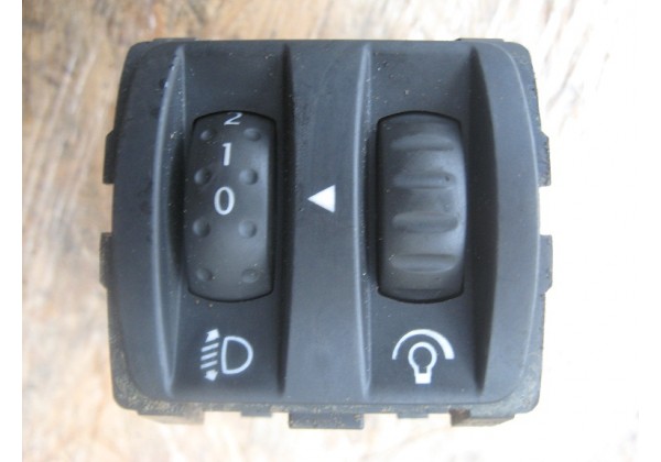 Кнопка коректора фар Renault Megane II, Scenic II, 8200121805B