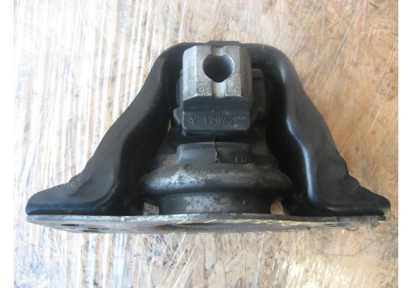 подушка, опора двигуна права Renault Megane II, Scenic II, Logan ( 1.5 dci ), 8200592642, 8200690091