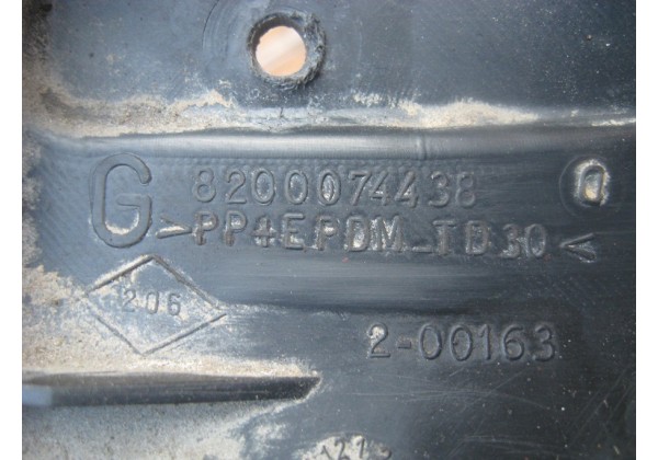 кронштейн бампера заднього, лівий Renault Megane II, 8200074438, хетчбек