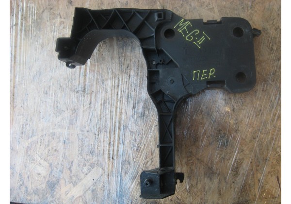 рамка фари передня ліва Renault Scenic II, Megane II, 8200137495, 10IFR0110148
