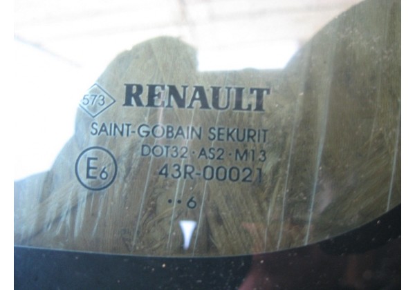 скло праве Renault Megane 2, куточок, 06-08, хетчбек