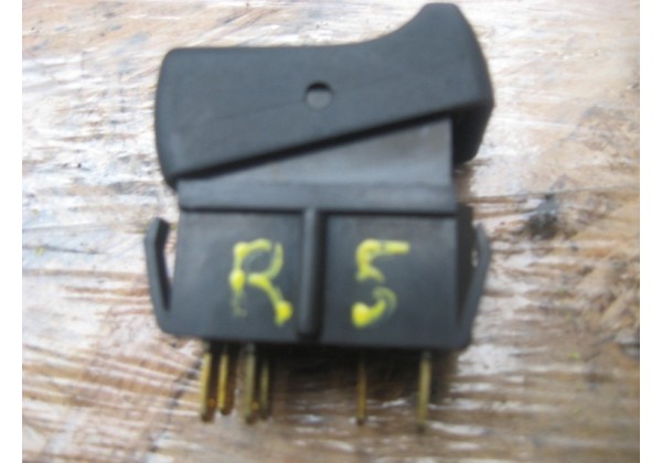 кнопка аварійки Renault 5, Rapid