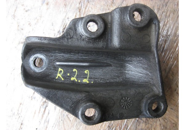 Кронштейн двигуна Renault 21 2.0, 2.2 b, 7700766247