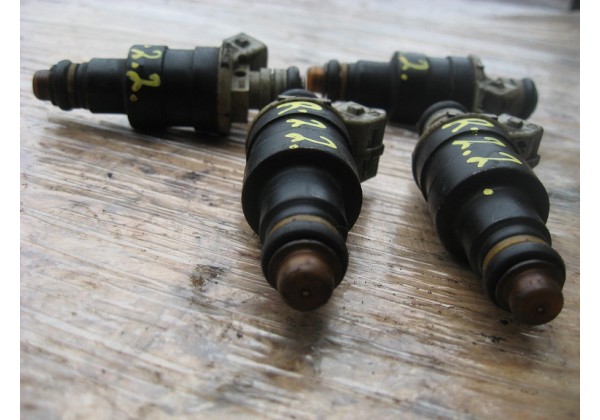 Форсунка BOSCH Renault 1.7, 2.0, 2.2, 2.7, 0280150126, 7700721021