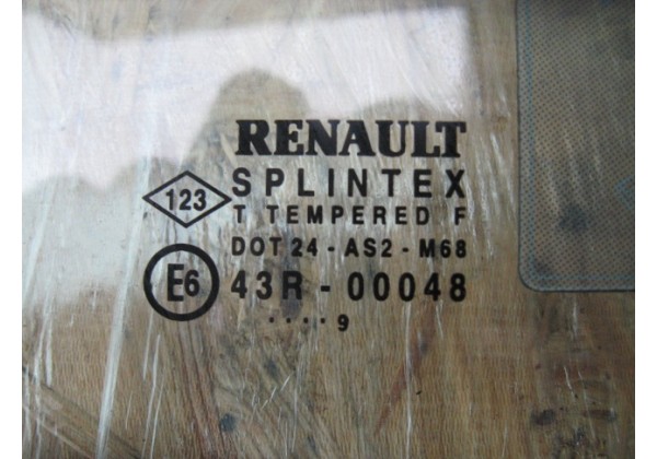 скло дверки праве передне Renault Clio II, купе