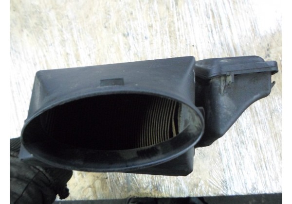 корпус повітряного фільтра Renault 1.4, 1.6, 1.8, 2.0 16V, 8200023599