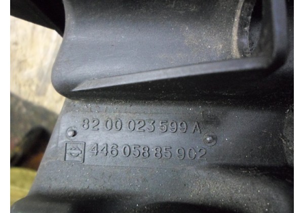 корпус повітряного фільтра Renault 1.4, 1.6, 1.8, 2.0 16V, 8200023599