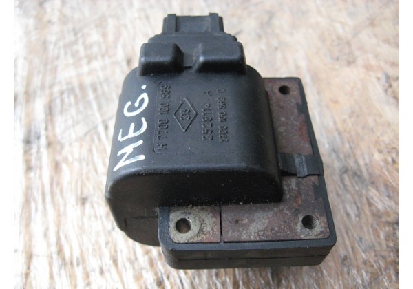 Котушка запалювання Renault Kangoo, Clio II, Megane, Scenic 1.4, 1.6, 7700100589, 2526114A