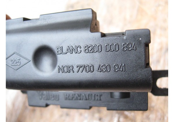 Замок скла кришки багажника Renault Scenic 99-03, Laguna II, 8200000894, 7700430941