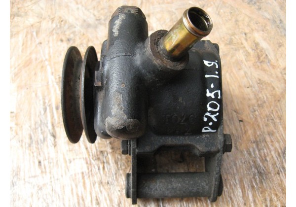 Вакуумний насос Peugeot 205 1.9 d
