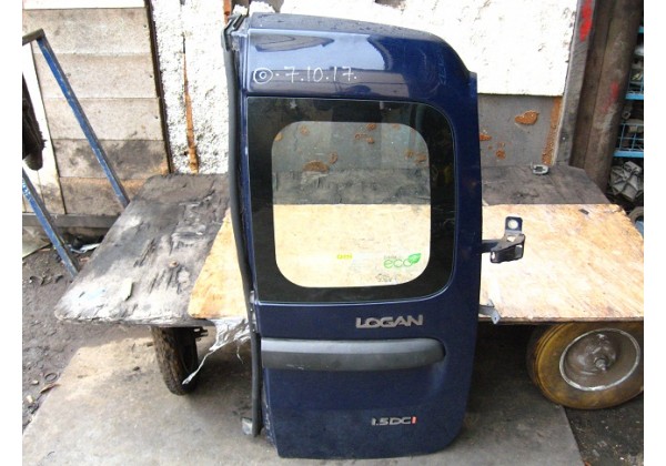 дверка задня розпашна права Renault Logan MCV , до 2012 р, гола