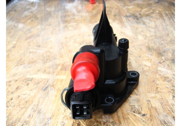 корпус термостатa, термостат Renault 1.5 dci, K9K, 558751, 8200558751, 8200400553, 110605536R, 8200954328, 110603026R