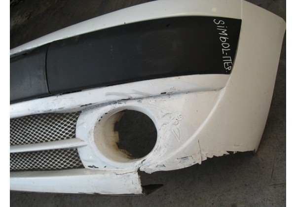 бампер передній Renault Clio II,Symbol II,1.4b