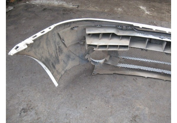 бампер передній Renault Clio II,Symbol II,1.4b