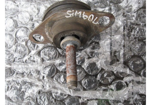 Опора двигуна ліва Renault Kangoo, Clio II, Symbol II, 19, 21, Megane, Scenic 1.2, 1.4, 1.6, 1.5dci, 8200089697, 7700788318