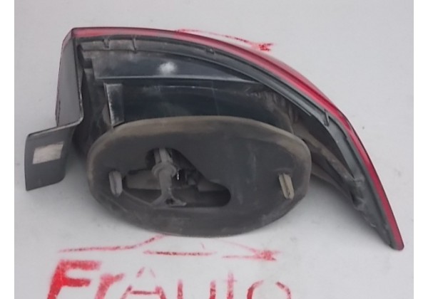 Ліхтар задній лівий в крилі Renault Laguna 2, хетчбек, 06-09, 8200262667