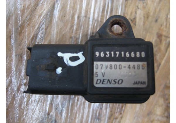 Датчик тиску повітря у впускному колекторі Citroen, Peugeot 2.0 HDi, 2.2 HDi, 9631716680, 19207T *