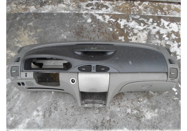 центральна консоль приладів Renault Laguna II,1.9 dci