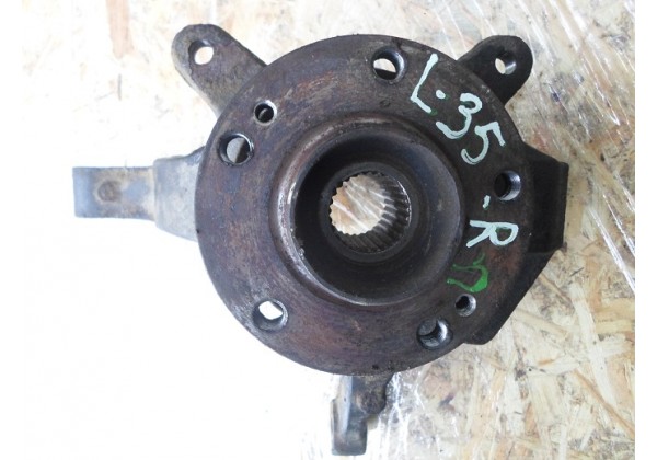цапфа,передня права Renault Laguna II, 8200322078, 7700421826