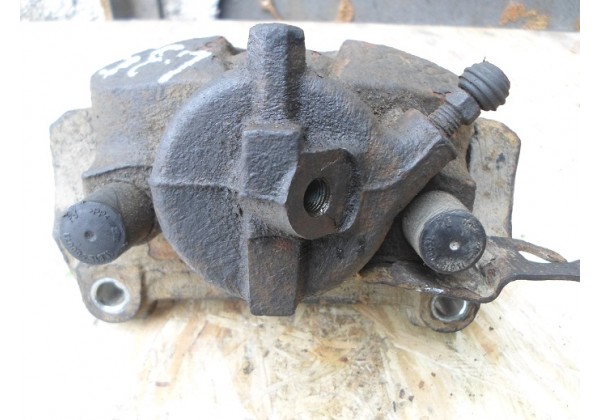 суппорт,передній правий Renault Laguna II, 7701049104, 7701206686