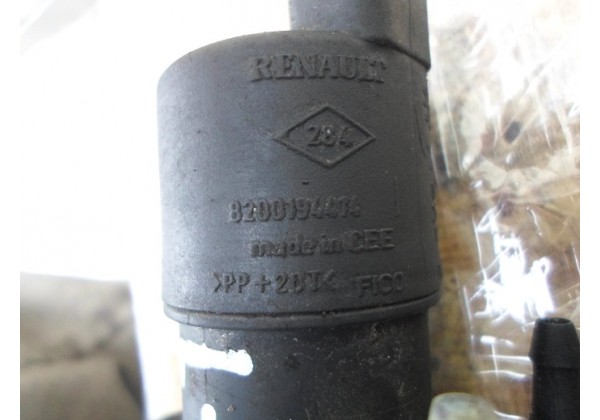 Насос омивача вікон Renault Espace 4, Megane 2 ,3,Laguna 2, 3, Clio 2, 3, Duster, Scenic 2, 3,Logan, Trafic 2, Twingo 2, Sandero, Modus, VelSatis, Master 2, 8200194414, 9632984980, 9634558980