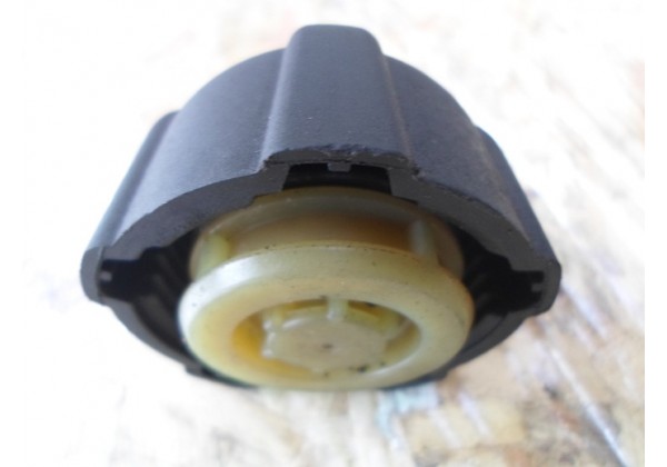 кришка,пробка паливного бака Renault Laguna II,1.9 dci,7700431898