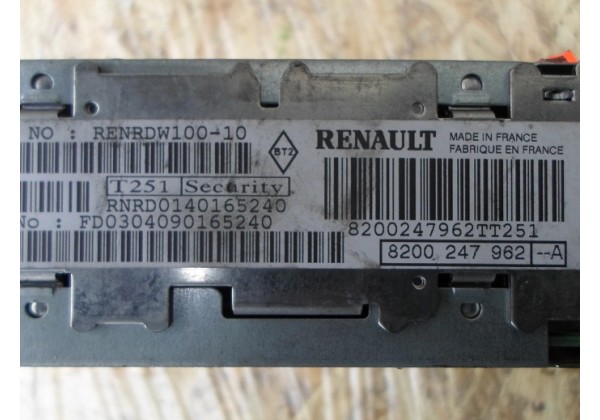 магнітола автомобільна Renault Laguna II,1.9 dci,8200247962