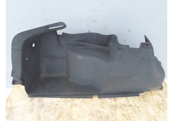 Обшивка багажника бокова ліва Renault Laguna II,1.9 dci,8200075034