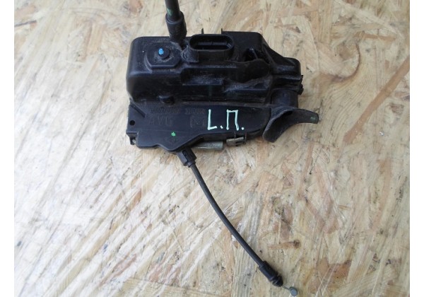 замок дверки передньої лівої Renault Laguna II, 8200000661*