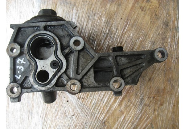 Корпус масляного фільтра Renault Laguna 2.2 d, 7700858578