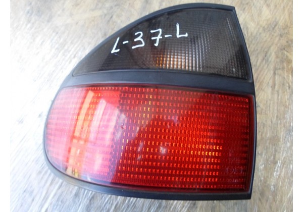 Ліхтар задній лівий Renault Laguna, 95-98, хетчбек, 7700820052