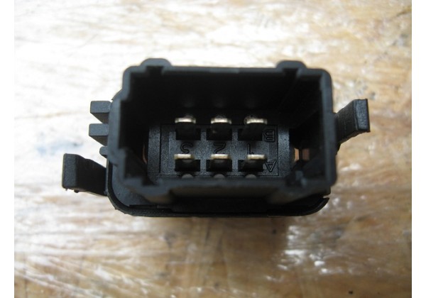 Кнопка центрального замка Renault Laguna II, 8200002446