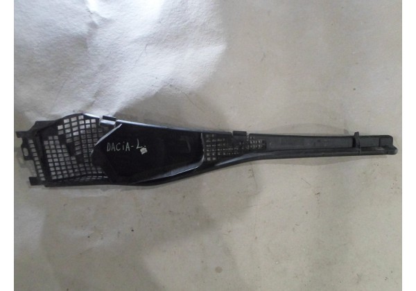 решітка повітрязаборника ліва Renault Logan, Sandero, Duster, 8200825457, 8200644692