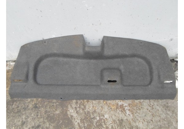 задня полка Renault Logan 1.6,2008 г, 8200763874