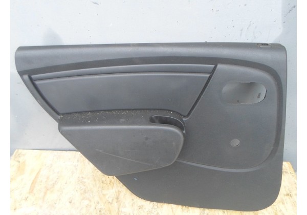 Обшивка дверки задньої лівої Renault Sandero, Logan, 8200761952, 2005-2014 г