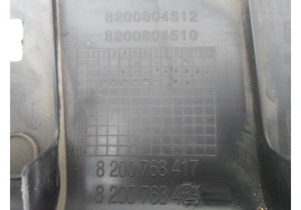 Обшивка стійки центральна (ліва,права) Renault Logan 2005-2014 г,8200804512,8200804513