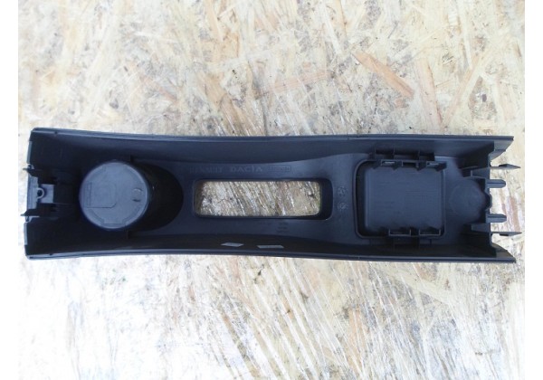консоль панелі приладів Renault Logan,Sandero 2005-2014,8200739462,8200739464