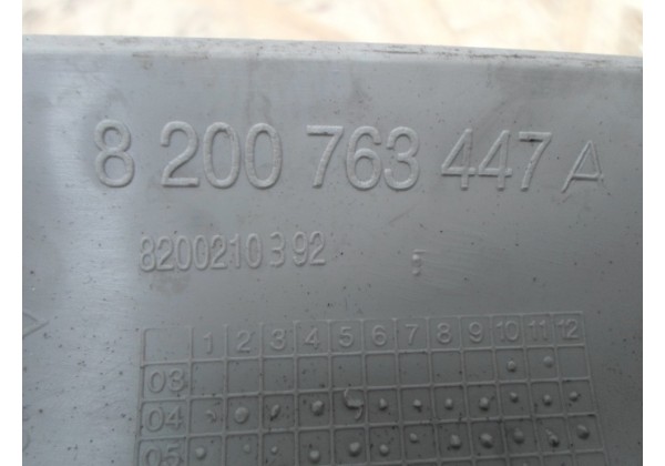 Обшивка стійки лобового скла (права,ліва) Renault Logan 2005-2014 р, 8200763445