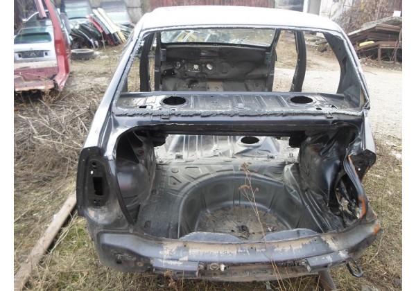 ліва сторона кузова Renault Logan 2008 р