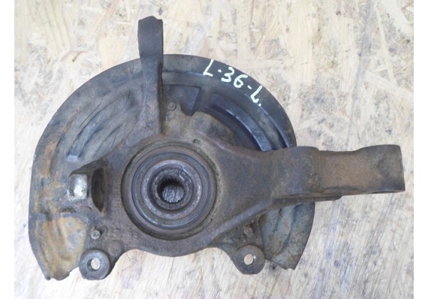 Цапфа, кулак поворотний передній лівий Renault Laguna, 7700428004, 7700830651