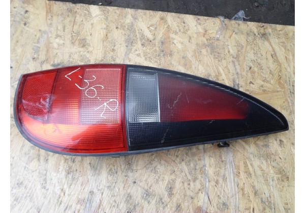 ліхтар задній правий Renault Laguna, 7701040957, універсал