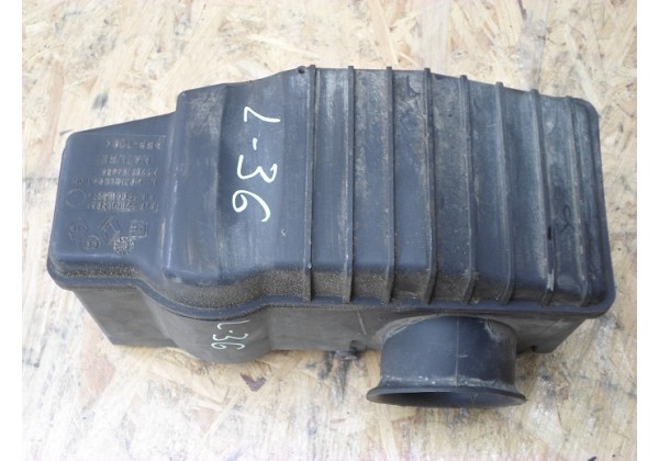 корпус повітряного фільтра Renault Laguna 1.8, 7700104866, 7700105274, 7700105057