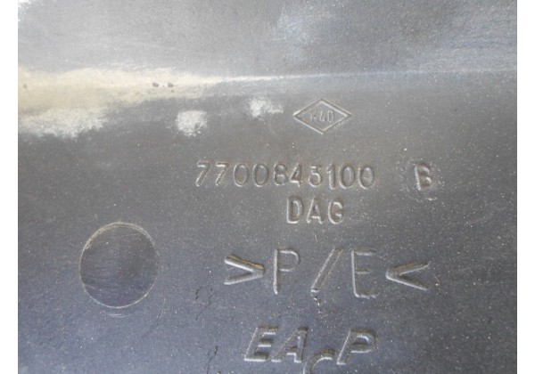 Щиток повітрозабірника Renault Laguna, 7700843100