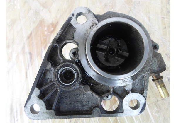 вакуумний насос Peugeot,Citroen,1.9 d,DW8,96111231