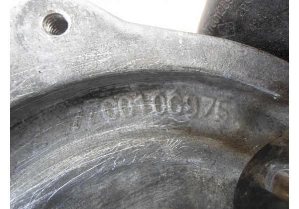 кронштейн ТНВД Renault 1.9 d, 7700106975,7700115527,8200065848