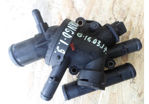 корпус термостата Renault Kangoo, Trafic, Espace III, Megane, Scenic, Clio II 1.9 d, 7700109641, 7700112491