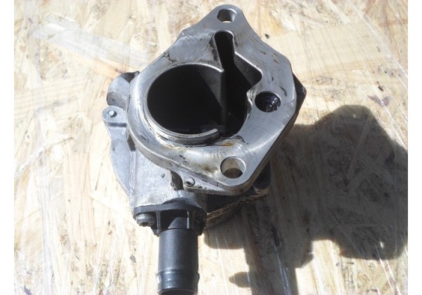 Вакуумний насос Renault 1.5 dci, 146502217R