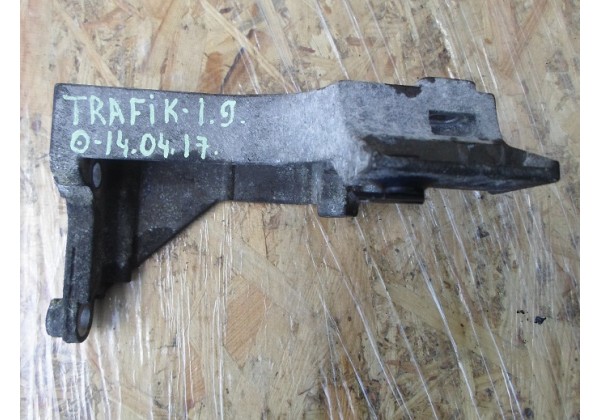 кронштейн ТНВД Renault Laguna II, Trafic II 1.9 dci, 8200443154*